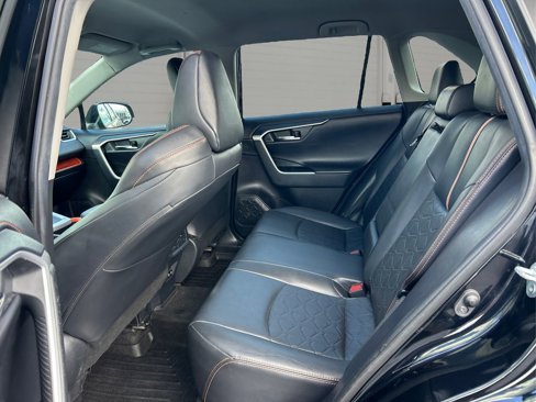 Used 2020 Toyota RAV4 Adventure image 10
