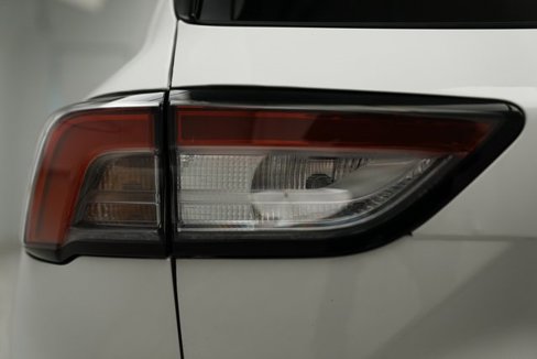 Used 2022 Ford Escape SE image 18