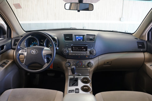 Used 2011 Toyota Highlander 4WD Hybrid image 17