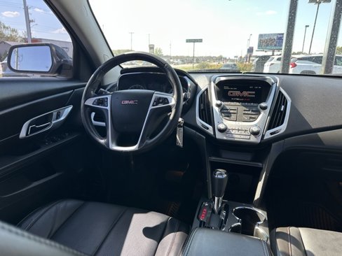 Used 2017 GMC Terrain SLT w/ Open Road Package image 13