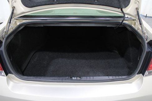 Used 2011 Chevrolet Impala LTZ image 23