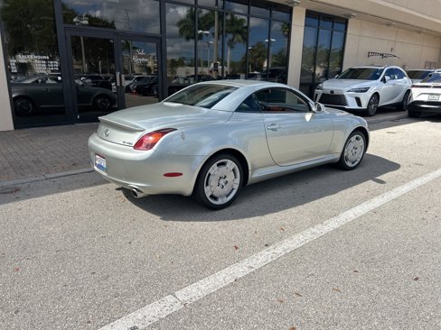 Used 2002 Lexus SC 430 Convertible image 3