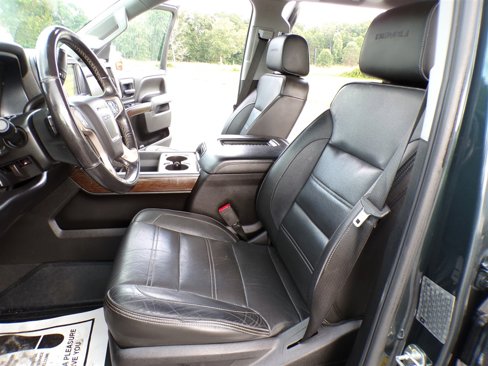 Used 2019 GMC Sierra 3500 Denali w/ Duramax Plus Package image 5
