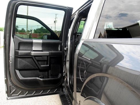 Used 2016 Ford F150 XLT w/ Equipment Group 302A Luxury image 16