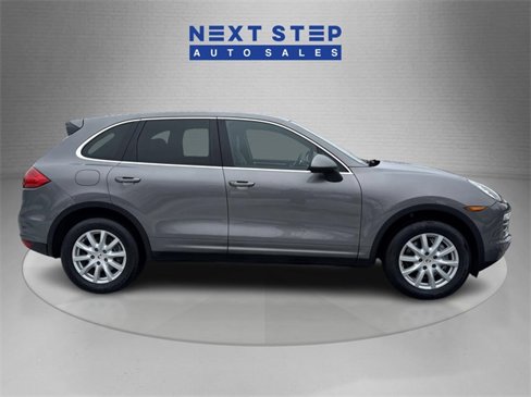 Used 2011 Porsche Cayenne image 9