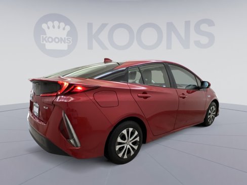 Used 2020 Toyota Prius Prime XLE image 5