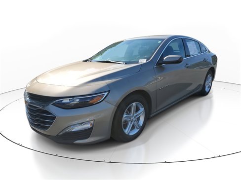 Used 2023 Chevrolet Malibu LT w/ Driver Confidence Package image 3