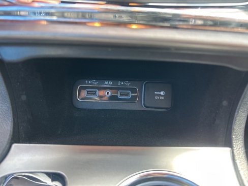 Used 2018 Jeep Grand Cherokee Laredo image 38
