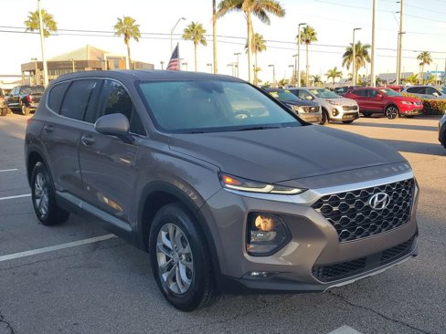 Used 2020 Hyundai Santa Fe SEL image 9