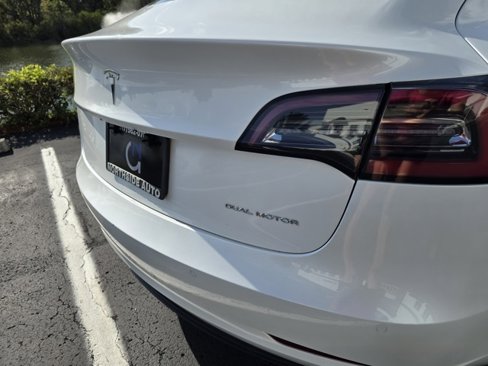 Used 2021 Tesla Model 3 Long Range image 26