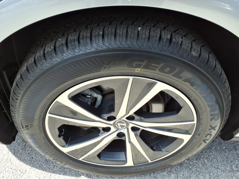 Used 2023 Lexus RX 350h w/ Accessory Package (Z1) image 22