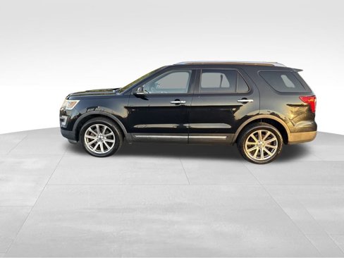 Used 2017 Ford Explorer Limited image 2