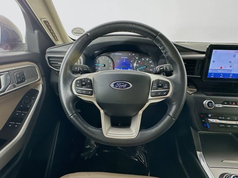 Used 2020 Ford Explorer Limited w/ Class III Trailer Tow Package image 11