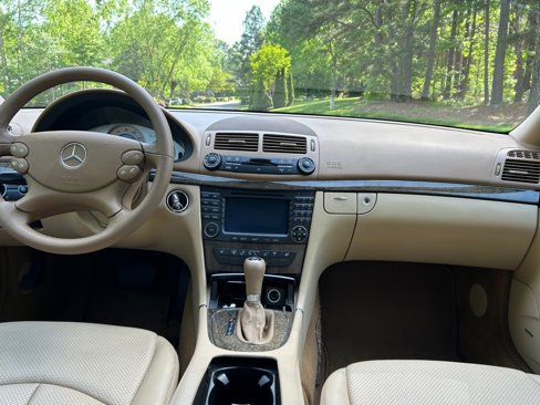 Used 2007 Mercedes-Benz E 350 Sedan w/ Premium Pkg 1 image 24