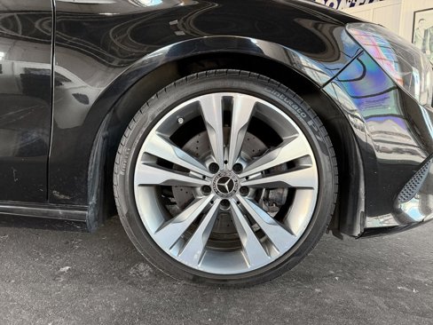 Used 2018 Mercedes-Benz CLA 250 image 6