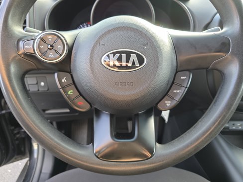 Used 2016 Kia Soul image 28