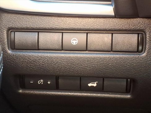 Used 2021 Nissan Rogue SV w/ Premium Package image 20