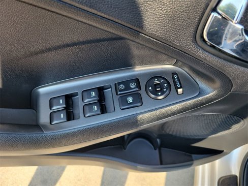 Used 2015 Kia Forte EX image 13