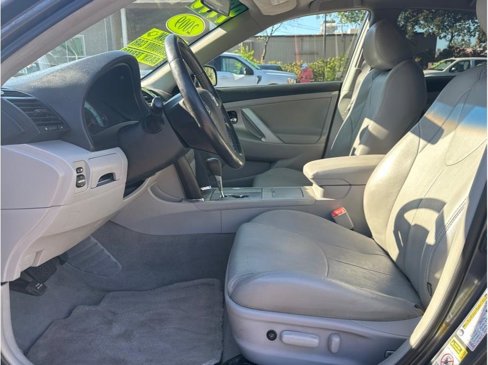 Used 2009 Toyota Camry SE image 14