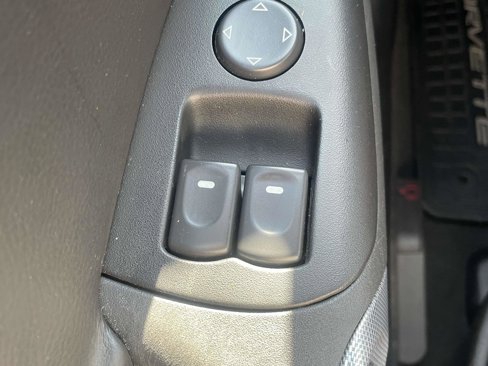 Used 2007 Chevrolet Corvette Coupe image 6