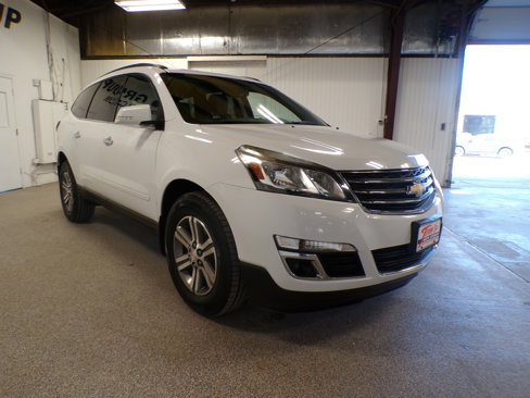 Used 2017 Chevrolet Traverse LT image 7