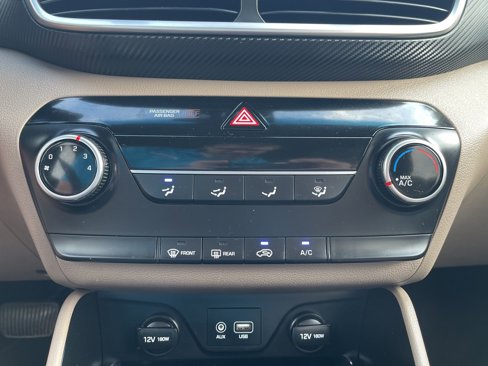 Used 2019 Hyundai Tucson SE image 28