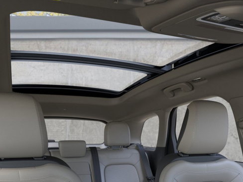 New 2025 Lincoln Corsair FWD w/ Equipment Group 101A image 22