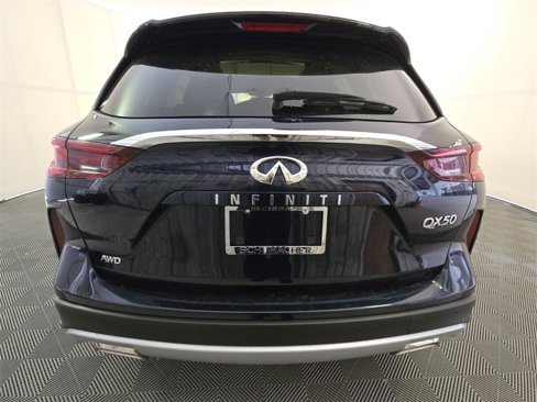 New 2025 INFINITI QX50 Luxe image 9