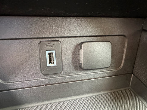 Used 2019 Ford Escape SE image 25