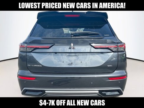 New 2025 Mitsubishi Outlander SEL image 6