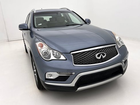 Used 2017 INFINITI QX50 AWD w/ Technology Package image 5