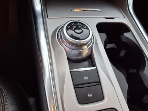 Used 2022 Ford Explorer Limited image 35