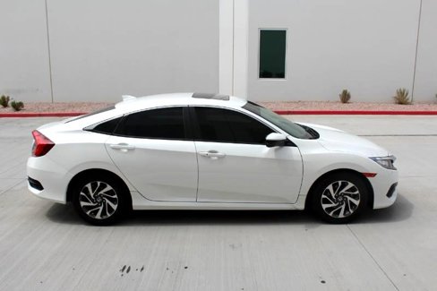Used 2017 Honda Civic EX image 4