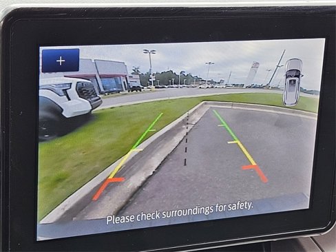 Used 2022 Ford Explorer XLT w/ Equipment Group 202A image 24