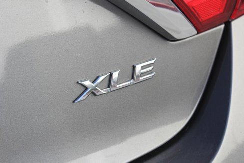 Used 2017 Toyota Camry XLE image 24