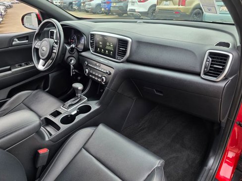 Used 2021 Kia Sportage S image 9