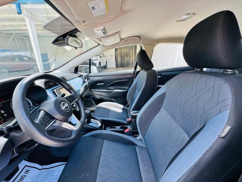 Used 2023 Nissan Versa SV image 11