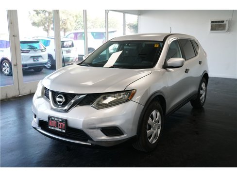 Used 2016 Nissan Rogue S image 3
