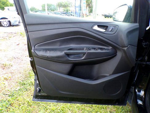 Used 2018 Ford Escape SE image 29