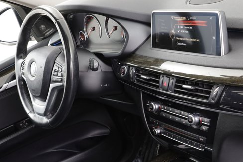 Used 2015 BMW X5 xDrive35d image 29