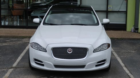 Used 2017 Jaguar XJ R-Sport image 4