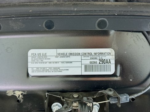 Used 2018 Jeep Cherokee Latitude Plus image 16