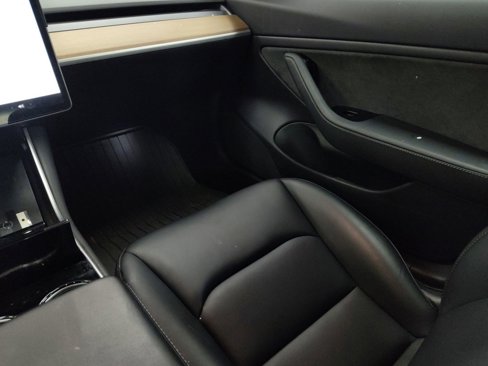 Used 2019 Tesla Model 3 Long Range image 23