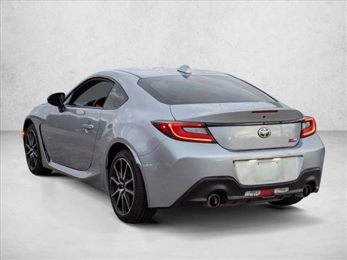 Used 2025 Toyota GR86 image 7