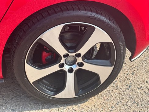 Used 2015 Volkswagen GTI S image 27