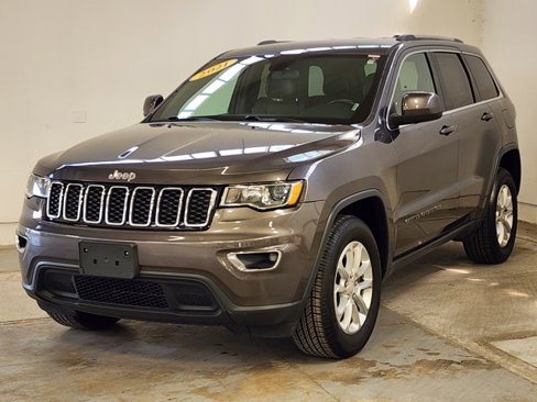 Used 2021 Jeep Grand Cherokee Laredo X image 1
