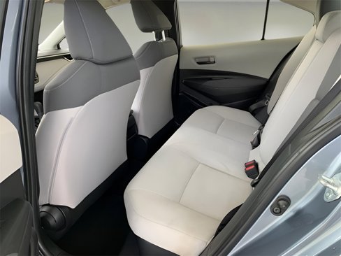 Used 2022 Toyota Corolla LE image 30