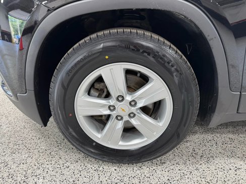 Used 2021 Chevrolet Trax LS w/ Tint and Cruise Package image 10