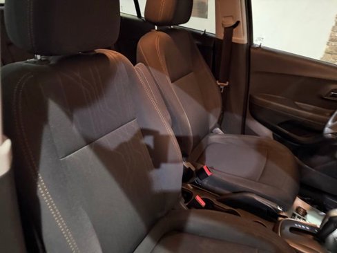Used 2017 Chevrolet Trax LT image 30