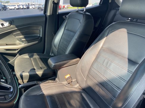 Used 2018 Ford EcoSport Titanium image 12